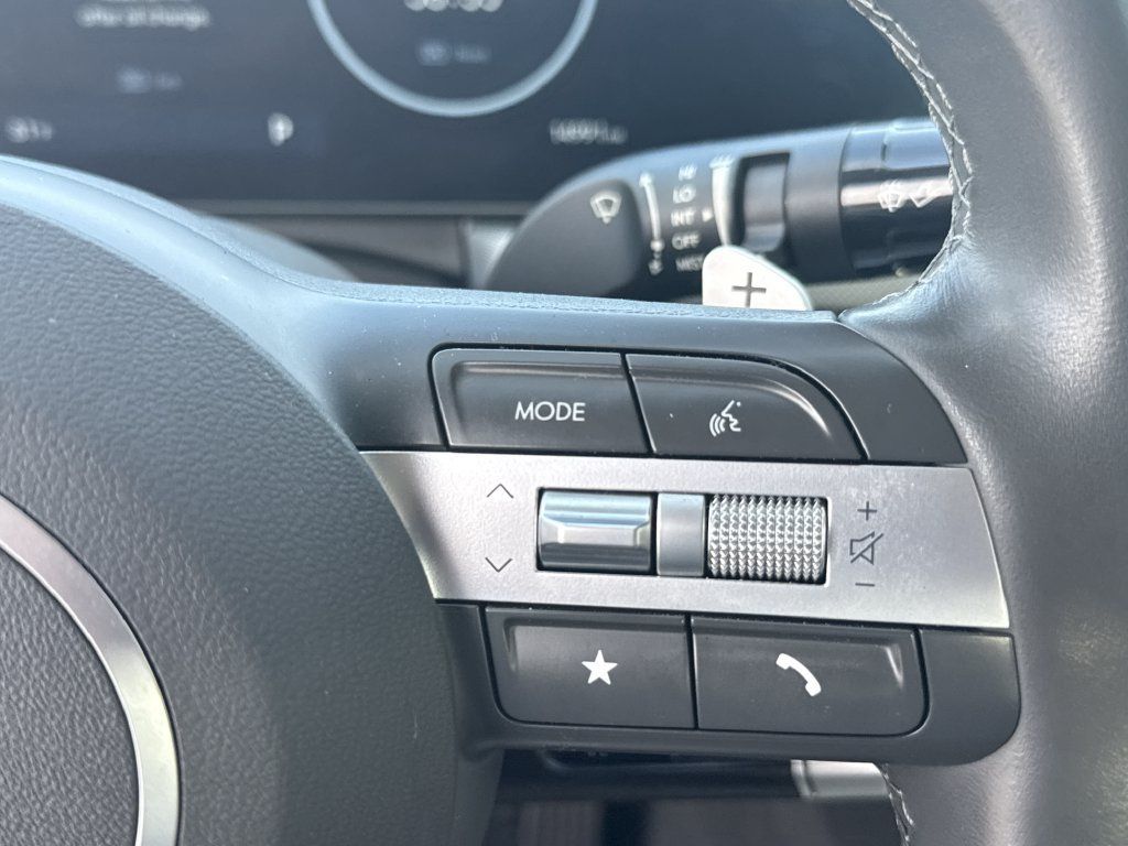 Certified 2025 Hyundai Sonata SEL FWD image 21
