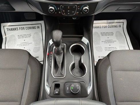 Used 2021 Chevrolet Traverse LT w/ LPO, Black Accent Package AWD/4WD image 26
