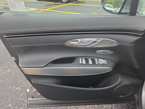 Used 2025 Genesis GV70 2.5T w/ Sport Prestige Package image 6