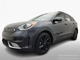 Used 2018 Kia Niro EX w/ EX Touring Graphite Edition image 1