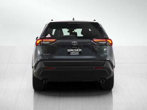 Used 2019 Toyota RAV4 LE w/ All Weather Liner Package AWD/4WD image 4