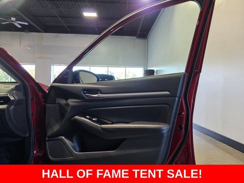 Used 2025 Nissan Altima 2.5 SR FWD image 20