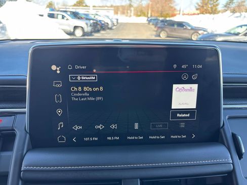 Used 2023 GMC Yukon XL AT4 image 30