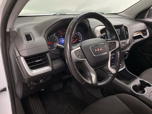 Used 2019 GMC Terrain SLE w/ Driver Convenience Package image 2
