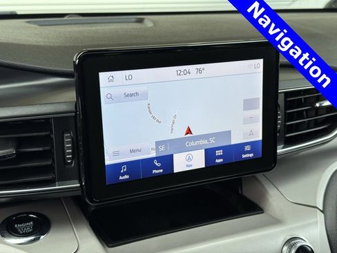 Used 2023 Ford Explorer XLT w/ Equipment Group 202A image 4