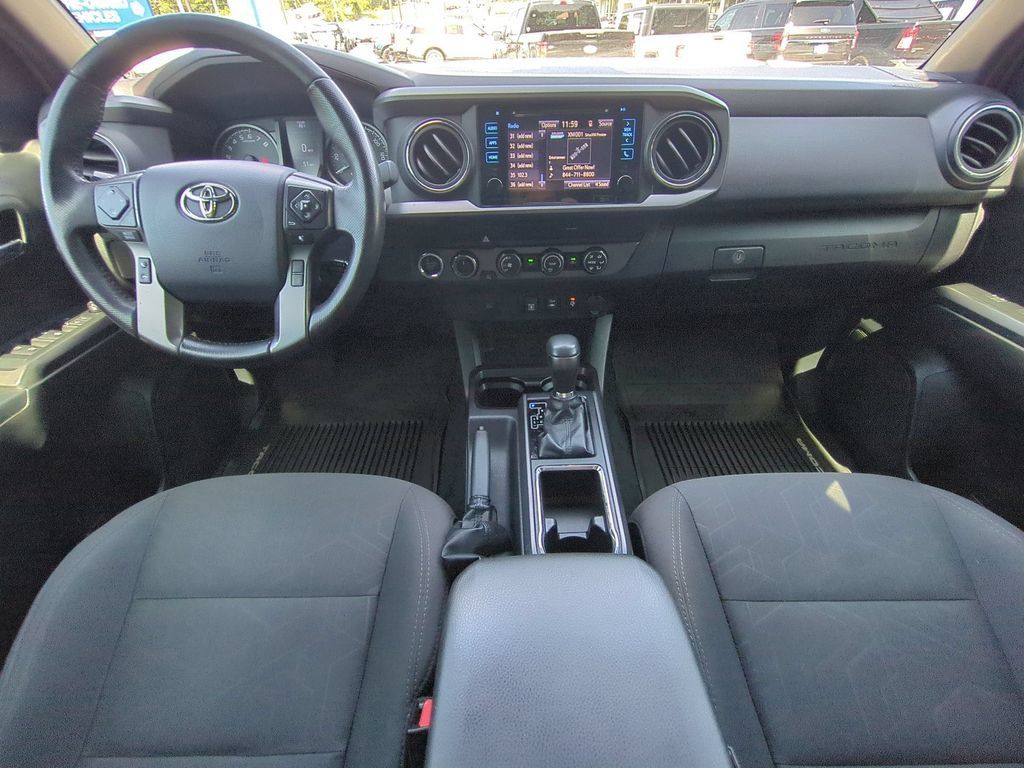 Used 2019 Toyota Tacoma TRD Off-Road AWD/4WD image 17
