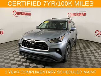 Used 2022 Toyota Highlander XLE FWD video 1