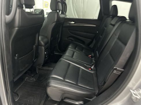 Used 2019 Jeep Grand Cherokee High Altitude RWD image 24