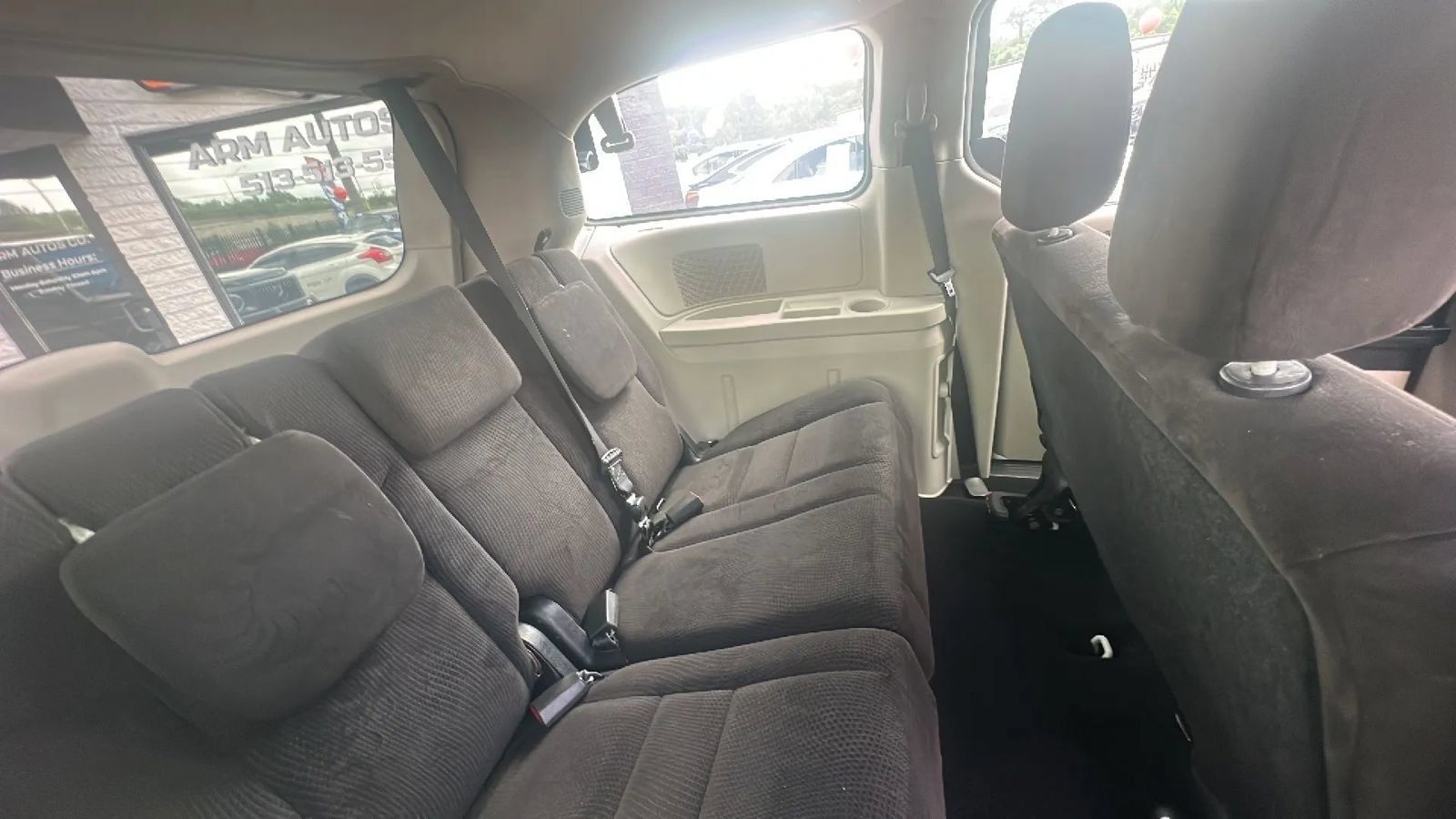 Used 2014 Dodge Grand Caravan American Value Package FWD image 42