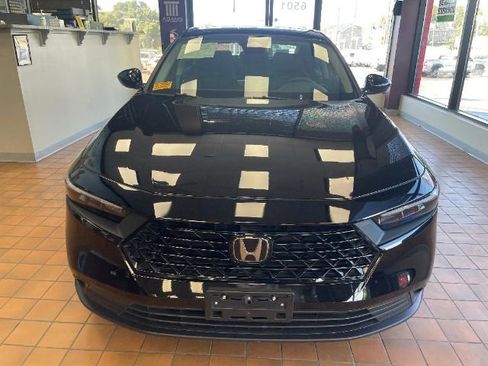 Used 2024 Honda Accord LX image 3