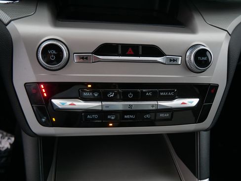 Certified 2023 Ford Explorer XLT w/ Equipment Group 202A image 23