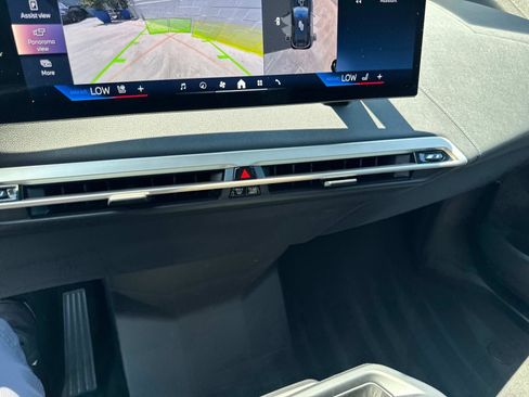 Used 2025 BMW iX xDrive50 w/ Convenience Package image 19