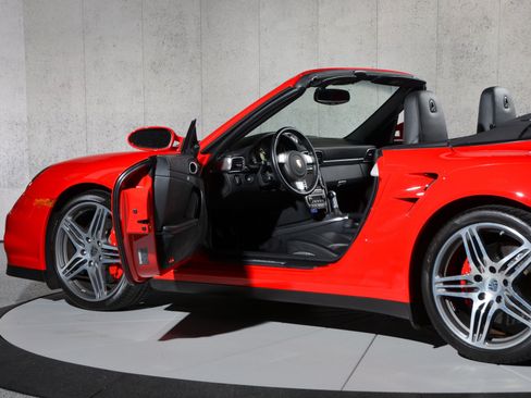 Used 2008 Porsche 911 Turbo AWD/4WD image 7