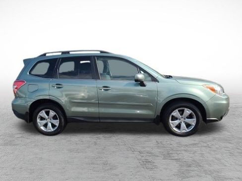 Used 2015 Subaru Forester 2.5i Limited AWD/4WD image 4
