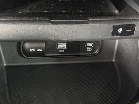 Certified 2024 Kia Seltos EX image 24