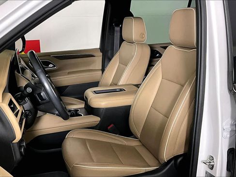 Used 2021 Chevrolet Tahoe Premier w/ Premium Package image 7