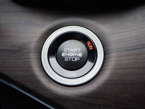 New 2025 Jeep Grand Cherokee Overland w/ Luxury Tech Group IV image 25