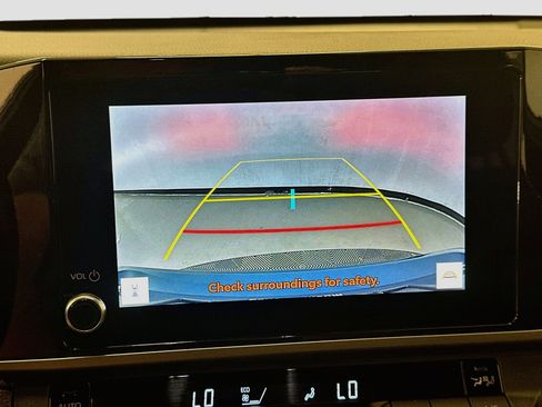 Used 2025 Toyota Camry SE FWD image 23