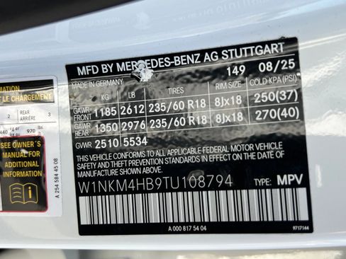 Certified 2026 Mercedes-Benz GLC 300 4MATIC image 13