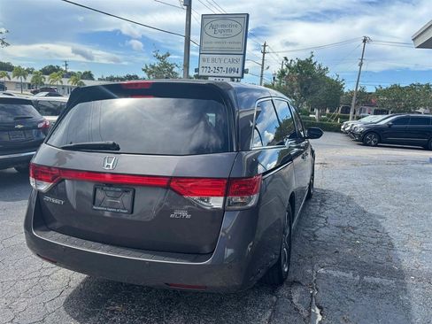 Used 2015 Honda Odyssey Touring image 4