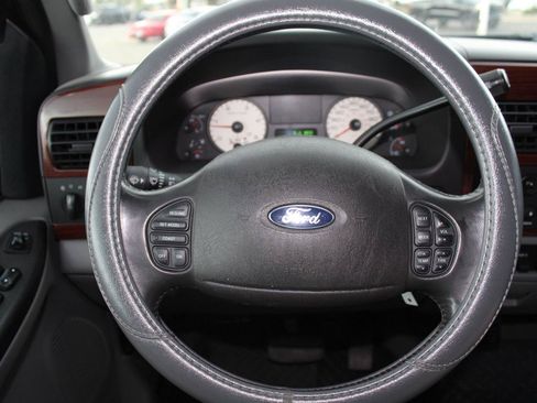 Used 2005 Ford F350 Lariat AWD/4WD image 17
