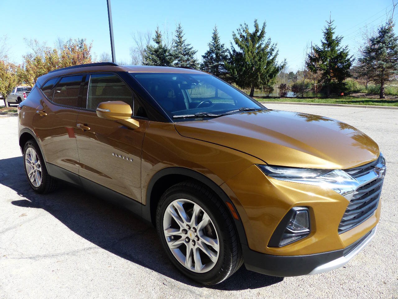 Used 2019 Chevrolet Blazer LT w/ Sun and Wheels Package AWD/4WD image 12