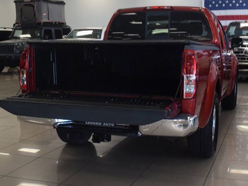 Used 2013 Nissan Frontier SV RWD image 30