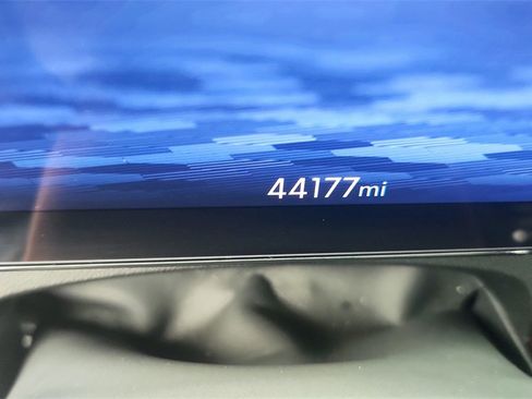 Used 2025 Chevrolet Traverse RS w/ LPO, Floor Liner Package image 18