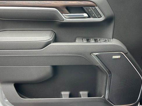 New 2026 GMC Sierra 1500 SLT w/ SLT Premium Plus Package image 26