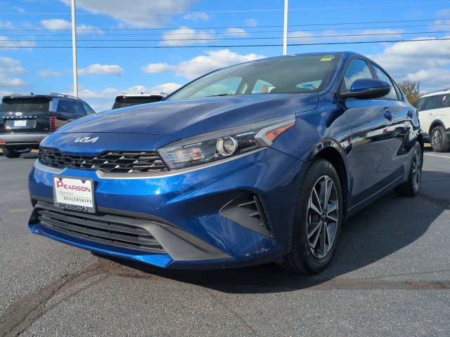 Used 2023 Kia Forte LXS w/ LXS Technology Package FWD image 8