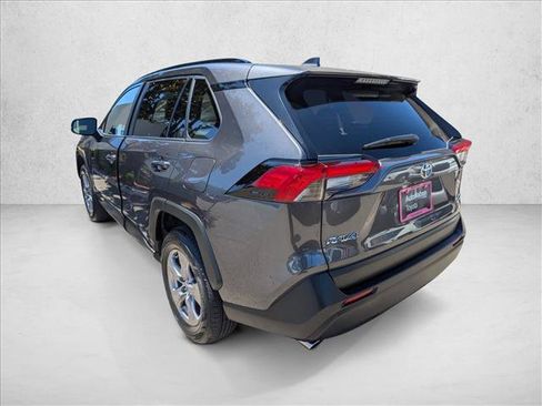 Certified 2025 Toyota RAV4 XLE w/ Convenience Package AWD/4WD image 8