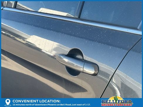 Used 2018 Ford Taurus SEL w/ Equipment Group 201A FWD image 18
