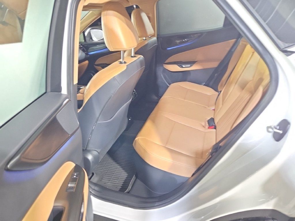 Used 2025 Lexus NX 350h AWD w/ Accessory Package (2T) image 4