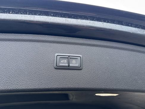 Certified 2025 Audi Q5 2.0T Premium Plus w/ Premium Plus Package image 34