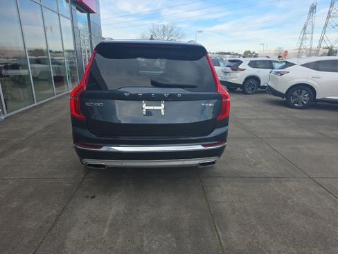 Used 2020 Volvo XC90 T8 Inscription image 6