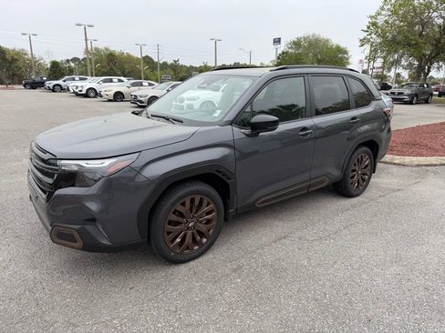 Used 2025 Subaru Forester Sport w/ Protection Package image 12