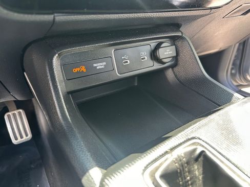Used 2025 Honda Civic Sport image 19
