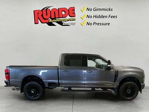 Used 2024 Ford F350 Lariat w/ Black Appearance Package image 8
