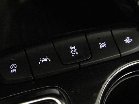 Used 2023 Chevrolet TrailBlazer RS FWD image 26