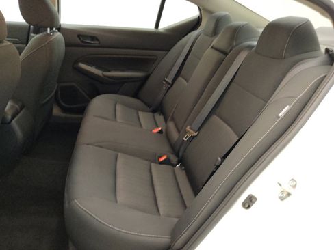 Used 2025 Nissan Altima 2.5 SV FWD image 18