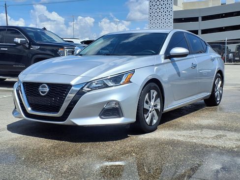 Used 2020 Nissan Altima 2.5 S FWD image 5