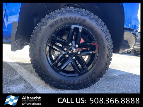 Used 2025 Chevrolet Silverado 1500 LT Trail Boss w/ Convenience Package II image 36