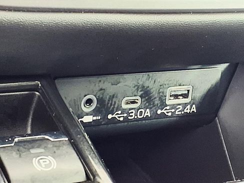 Certified 2025 Subaru Outback Premium image 21