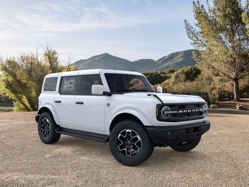 New 2026 Ford Bronco Outer Banks AWD/4WD image 7