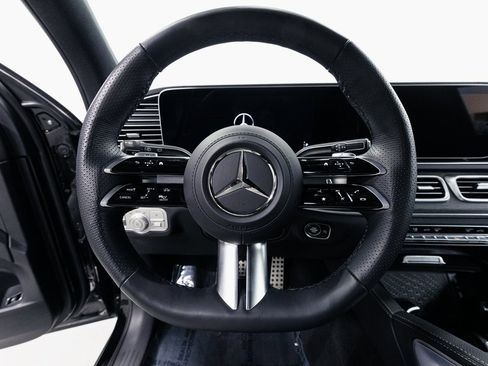 Used 2026 Mercedes-Benz GLS 450 GLS 450 image 12