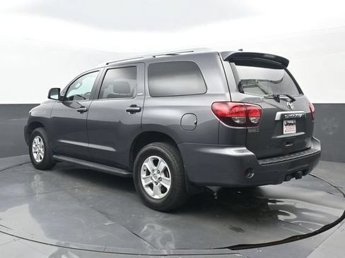 Used 2021 Toyota Sequoia SR5 w/ Premium Package RWD image 3