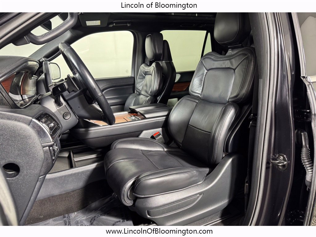 Used 2023 Lincoln Navigator Reserve AWD/4WD image 19
