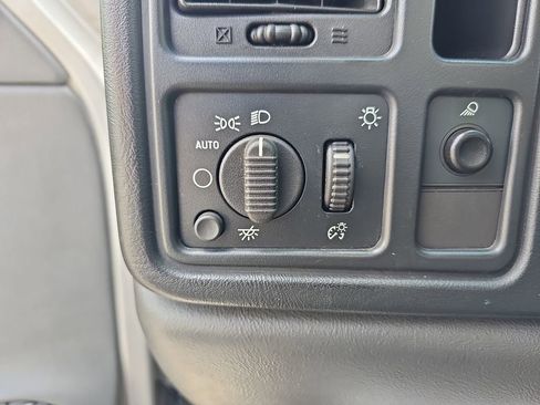 Used 2007 Chevrolet Silverado 1500 W/T RWD image 29