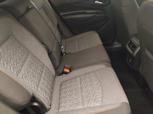 Used 2024 Chevrolet Equinox LT w/ LPO, Blackout Package AWD/4WD image 19