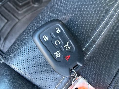 Used 2019 GMC Yukon XL Denali w/ Open Road Package AWD/4WD image 57